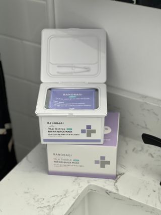 바노바기 코스메틱 바노바기 밀크씨슬 리페어 시카 폼 클렌저 플러스 120ml + 퀵 마스크 플러스 30매 — 4점을 준 리뷰어가 2023년 8월 올린 사용 사진