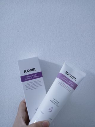 라비엘 RAVIEL 퍼플 쥬얼 클린 필 오프 팩, 마일드 블랙헤드 리무버, 4.1 fl oz(120ml) — 5점을 준 리뷰어가 2023년 4월 올린 사용 사진
