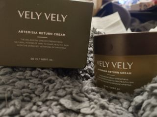 VELY VELY Artemisia Return Cream — 4점을 준 리뷰어가 2021년 4월 올린 사용 사진