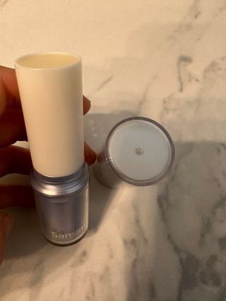 산심 명연수 멀티 스틱 밤 0.38oz 수분 스틱 집중 주름 케어 — 5점을 준 리뷰어가 2022년 12월 올린 사용 사진