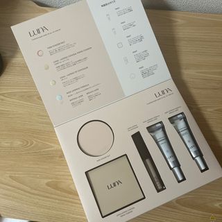 【AK BEAUTY 공식】 도자기 피부 만들기 올인원 베이스 세트 — 5점을 준 리뷰어가 2022년 10월 올린 사용 사진