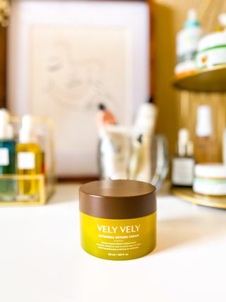 VELY VELY Artemisia Return Cream — 5점을 준 리뷰어가 2021년 4월 올린 사용 사진