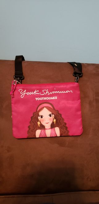 YOUKSHIMWON Wristlet Wallet for Women Smart Phone Strap Clutch — 5점을 준 리뷰어가 2021년 8월 올린 사용 사진