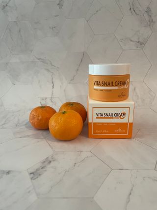 [THE SKIN HOUSE] Vita Snail Cream — 4점을 준 리뷰어가 2022년 4월 올린 사용 사진