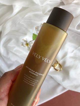 VELY VELY Artemisia Balance Essence — 5점을 준 리뷰어가 2021년 4월 올린 사용 사진