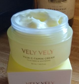 VELY VELY Yuja C-tamin Cream — 5점을 준 리뷰어가 2021년 4월 올린 사용 사진
