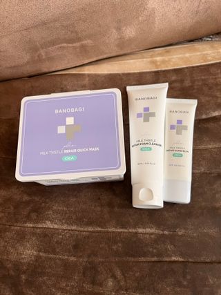 바노바기 코스메틱 바노바기 밀크씨슬 리페어 시카 폼 클렌저 플러스 120ml + 퀵 마스크 플러스 30매 — 5점을 준 리뷰어가 2023년 8월 올린 사용 사진