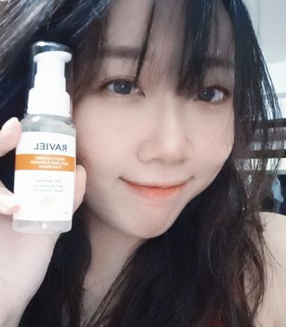 라비엘 멀티 비타민 다크 스팟 &amp; 블레미쉬 케어 페이스 세럼 모든 피부용 1.7 fl oz — 5점을 준 리뷰어가 2022년 12월 올린 사용 사진