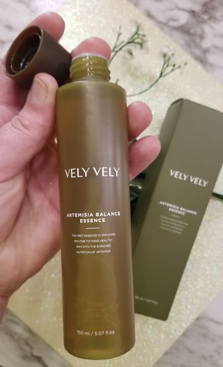 VELY VELY Artemisia Balance Essence — 5점을 준 리뷰어가 2021년 4월 올린 사용 사진