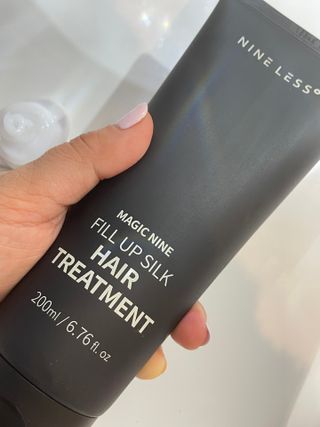 나인레스 매지나인 필 업 실크 트리트먼트 200ml 6.76 fl. 온스 유형에 남겨 — 5점을 준 리뷰어가 2022년 4월 올린 사용 사진