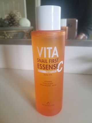 [THE SKIN HOUSE] Vita Snail First Essence — 5점을 준 리뷰어가 2022년 2월 올린 사용 사진