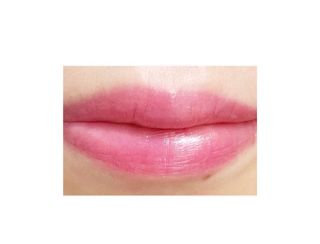 ATHE AUTHENTIC AIRY LIP BALM / 비건립밤 / 어센틱립밤 / 에어리립밤 (수정 요청) — 5점을 준 리뷰어가 2022년 7월 올린 사용 사진