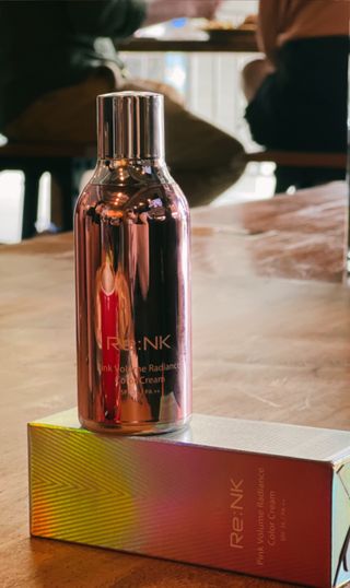 Re:NK 리엔케이 핑크 볼륨 래디언스 컬러크림 — 5점을 준 리뷰어가 2021년 12월 올린 사용 사진
