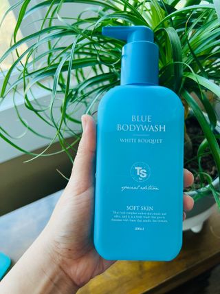 TS 블루에디션(샴푸200ml+바디워시200ml SET) — 4.5점을 준 리뷰어가 2023년 6월 올린 사용 사진