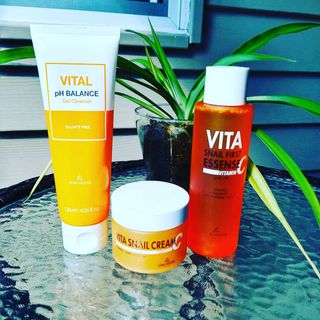 Vita Snail Trio Set [First Essence, Cream, Gel Cleanser] — 4점을 준 리뷰어가 2021년 9월 올린 사용 사진
