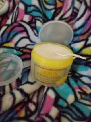 [THE SKIN HOUSE] Lemon Sorbet Cleanser, Aloe Soothing Vitamin Gel — 4.5점을 준 리뷰어가 2021년 12월 올린 사용 사진