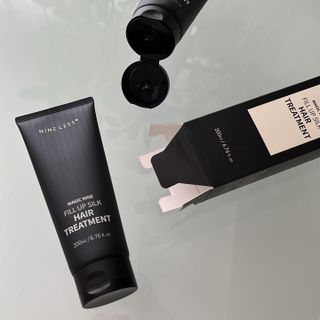 나인레스 매지나인 필 업 실크 트리트먼트 200ml 6.76 fl. 온스 유형에 남겨 — 5점을 준 리뷰어가 2022년 4월 올린 사용 사진