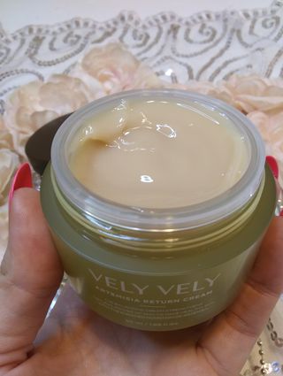 VELY VELY Artemisia Return Cream — 5점을 준 리뷰어가 2021년 4월 올린 사용 사진
