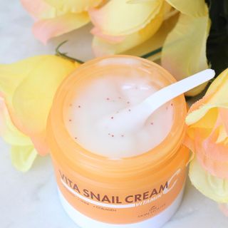 [THE SKIN HOUSE] Vita Snail Cream — 5점을 준 리뷰어가 2022년 4월 올린 사용 사진