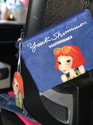 YOUKSHIMWON Wristlet Wallet for Women Smart Phone Strap Clutch — 4.5점을 준 리뷰어가 2021년 8월 올린 사용 사진