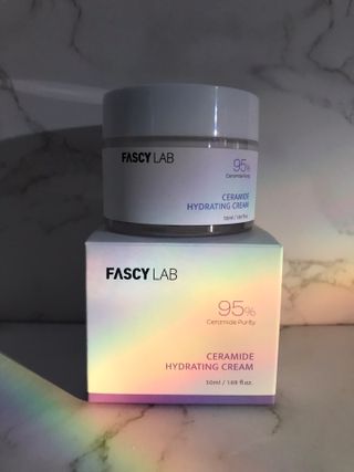 파시랩 USA_[FASCY LAB] 세라마이드 하이드레이팅 크림 — 4.5점을 준 리뷰어가 2021년 11월 올린 사용 사진