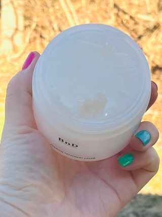 비엔디 2나우[ENG]BnD Body Whitening Underarm Cream — 5점을 준 리뷰어가 2024년 12월 올린 사용 사진