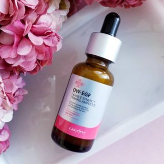 이지듀 Easydew DW-EGF 더블 시너지 퍼밍 앰플 30ml 1.01fl oz — 5점을 준 리뷰어가 2021년 9월 올린 사용 사진