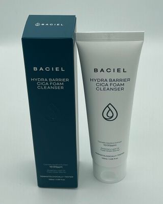바시엘 BACIEL 바시엘 이드라 배리어 시카 폼 클렌저 120ml — 3.5점을 준 리뷰어가 2021년 9월 올린 사용 사진
