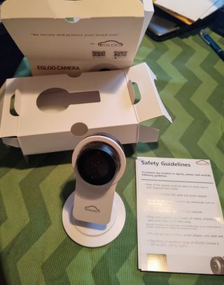 온습도 모니터와 스마트 리모컨이 탑재된 EGLOO cam S4 1080P Wi-Fi 스마트 카메라 — 3점을 준 리뷰어가 2021년 5월 올린 사용 사진