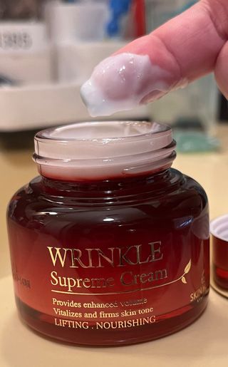 [The Skin House] Wrinkle Supreme Cream — 5점을 준 리뷰어가 2022년 11월 올린 사용 사진