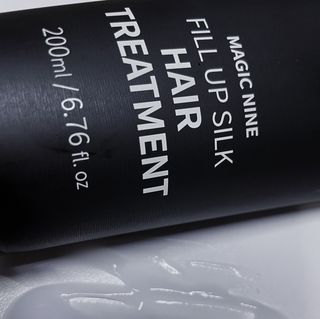 나인레스 매지나인 필 업 실크 트리트먼트 200ml 6.76 fl. 온스 유형에 남겨 — 5점을 준 리뷰어가 2022년 1월 올린 사용 사진