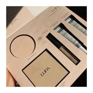 【AK BEAUTY 공식】 도자기 피부 만들기 올인원 베이스 세트 — 5점을 준 리뷰어가 2022년 10월 올린 사용 사진