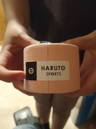 HARUTO 하루토 라이프 UP 엑스트라 센서티브 키네시올로지 테이프 — 2.5점을 준 리뷰어가 2023년 5월 올린 사용 사진