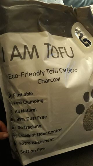 카미스쥬 KAMY 's ZOO I AM TOFU 프리미엄 천연 두부 고양이 쓰레기 숯 10LB — 5점을 준 리뷰어가 2021년 2월 올린 사용 사진