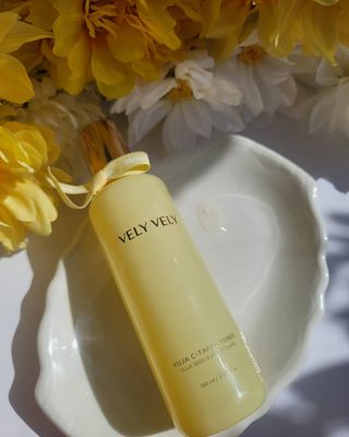 VELY VELY Yuja C-Tamin Toner — 5점을 준 리뷰어가 2021년 4월 올린 사용 사진