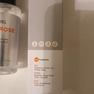 라비엘 RAVIEL 코지 퍼퓸 헤어 &amp; 바디 미스트 스프레이 2.7 fl oz(80ml), 릴리 머스크/튜브 로즈 — 5점을 준 리뷰어가 2022년 8월 올린 사용 사진