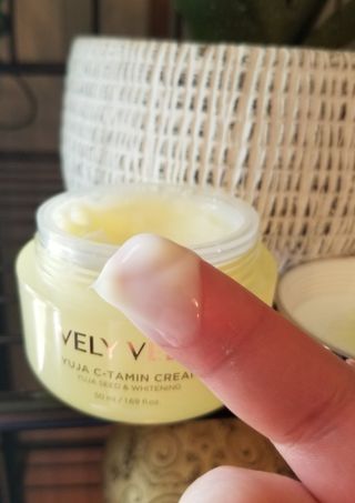 VELY VELY Yuja C-tamin Cream — 5점을 준 리뷰어가 2021년 4월 올린 사용 사진