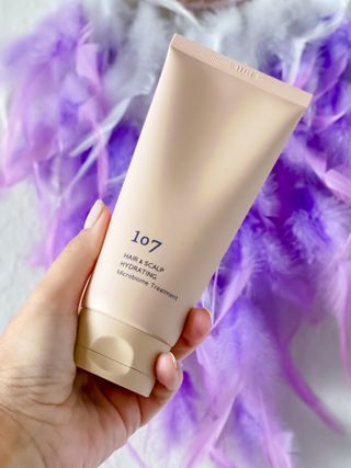 107 HAIR & SCALP HYDRATING Microbiome Treatment 180ml — 5점을 준 리뷰어가 2023년 10월 올린 사용 사진