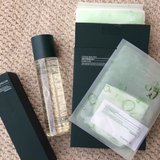 Pyunkang Yul 편강 율 진정 수분 강화 토너 150ml & 진정 마스크팩 10ea — 4점을 준 리뷰어가 2021년 10월 올린 사용 사진