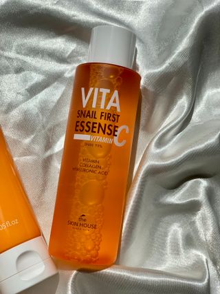 Vita Snail Trio Set [First Essence, Cream, Gel Cleanser] — 4점을 준 리뷰어가 2021년 8월 올린 사용 사진