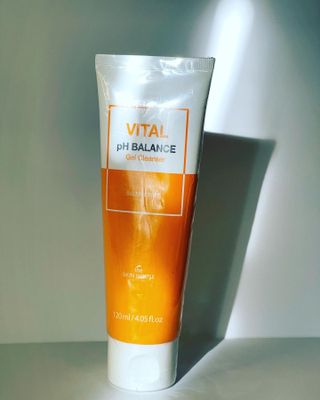 [THE SKIN HOUSE] Vital pH Balance Gel Cleanser — 4.5점을 준 리뷰어가 2022년 2월 올린 사용 사진