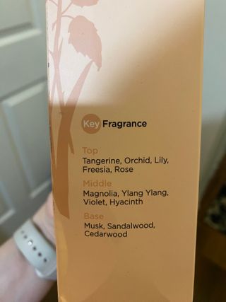 라비엘 RAVIEL 밸런스드 케어 모이스처라이징 퍼퓸 바디 로션 6.8 fl oz (200ml), 릴리 머스크 / 튜브 로즈 — 5점을 준 리뷰어가 2022년 9월 올린 사용 사진