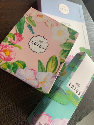 제주 보태니컬 선크림/더 퓨어 로터스 어메니티 세트/연꽃잎 마스크 - 진정 — 5점을 준 리뷰어가 2022년 8월 올린 사용 사진
