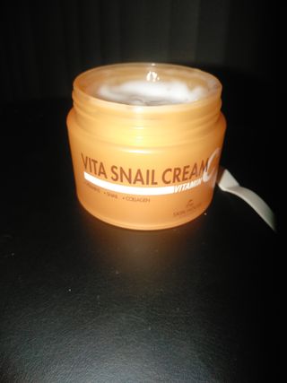 [THE SKIN HOUSE] Vita Snail Cream — 5점을 준 리뷰어가 2022년 4월 올린 사용 사진