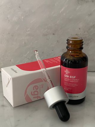 이지듀 이지 듀 DW-EGF 더블 시너지 모이스트 / 퍼밍 앰플 — 5점을 준 리뷰어가 2021년 3월 올린 사용 사진