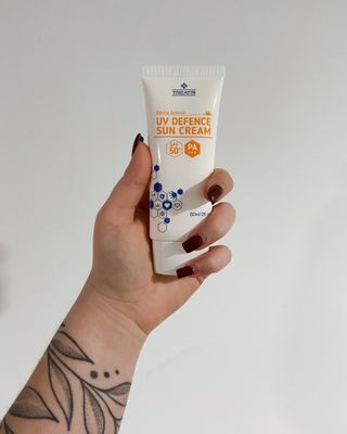 트리티스 US [TREATIS] UV Defence Sun Cream PA+++ / SPF50+ — 5점을 준 리뷰어가 2021년 3월 올린 사용 사진
