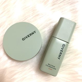 지베르니 밀착 커버 파운데이션 30ml + 밀착 커버 쿠션 본 제품 — 5점을 준 리뷰어가 2023년 9월 올린 사용 사진