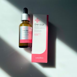 이지듀 Easydew DW-EGF 더블 시너지 퍼밍 앰플 30ml 1.01fl oz — 5점을 준 리뷰어가 2021년 9월 올린 사용 사진