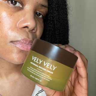 VELY VELY Artemisia Return Cream — 5점을 준 리뷰어가 2021년 4월 올린 사용 사진
