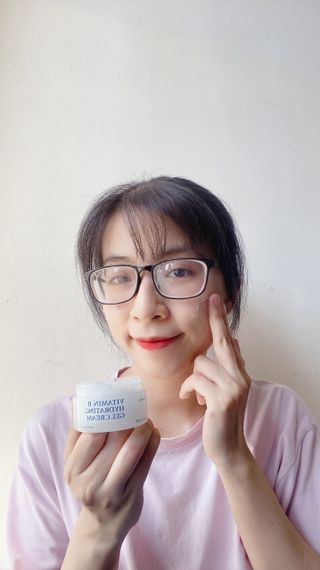 스킨앤랩 비타민B 하이드레이팅 젤 크림 — 5점을 준 리뷰어가 2022년 12월 올린 사용 사진
